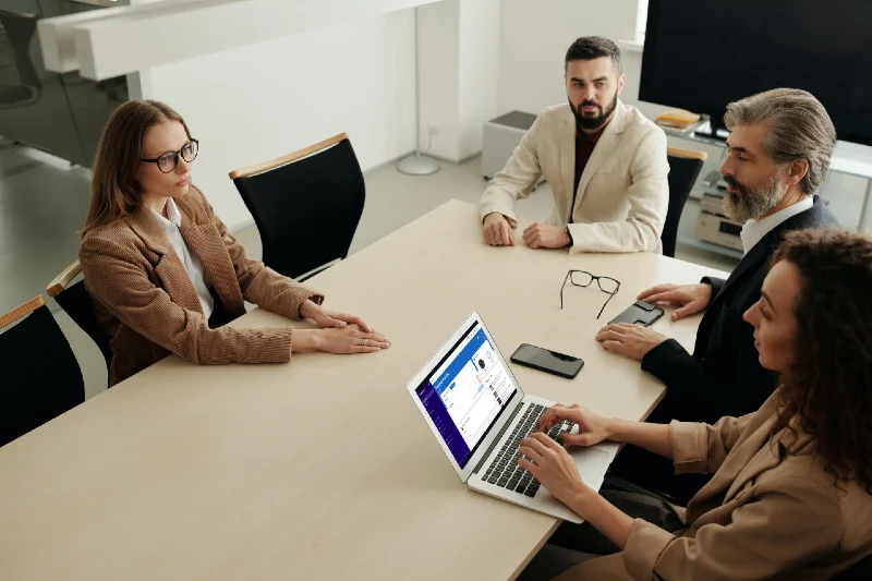 Meeting using Peopll system